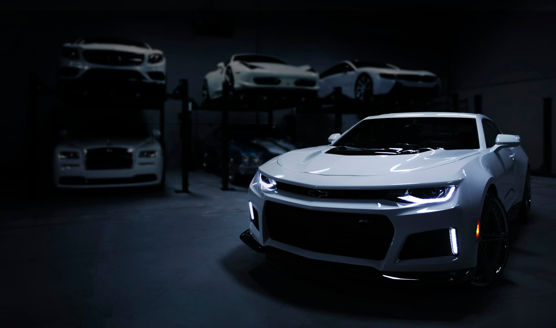 COMOD luxury car rental